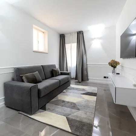 Iroome Apartment